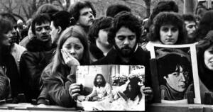 Commemoration En Souvenir De John Lennon